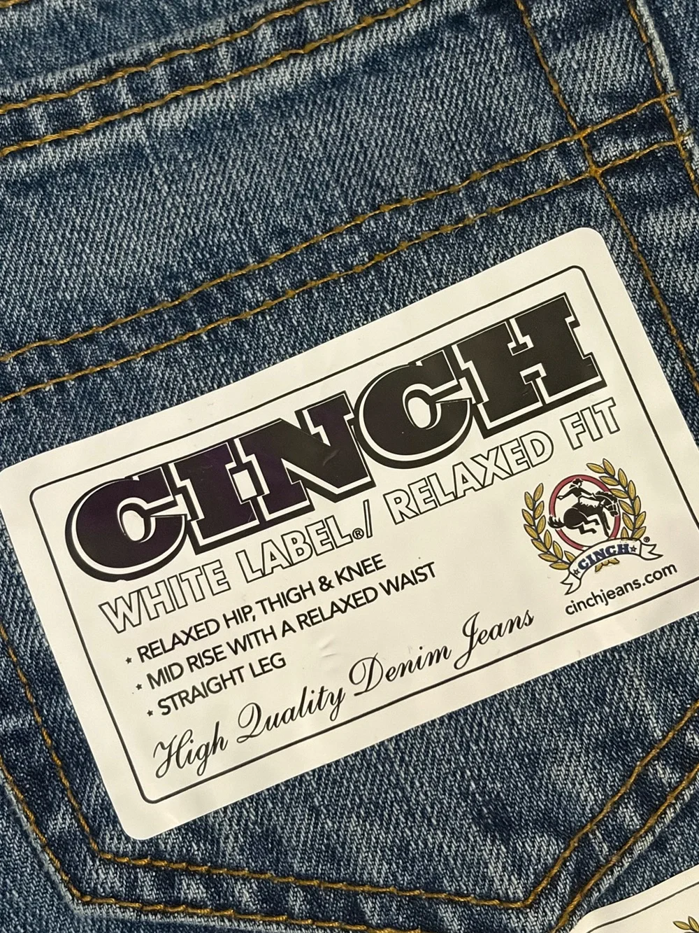 CINCH White Label NWT Medium Wash Relaxed Fit Straight Leg Jeans 28x34